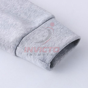 Ropa Urbana con Estilo y Corte Cómodo y Flexible, Sudaderas con Capucha Lisas en Tela de Mezcla de Algodón - Product Image 3