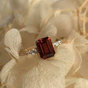 Anillo de Compromiso de Plata de Ley 925 con Granate Rojo, Chapado en Oro de 14k, Certificado IGI, Corte Esmeralda Vintage, para Mujer, para Fiesta - Product Image 4