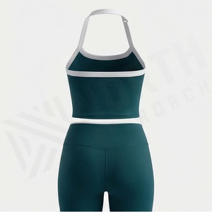 Conjunto de yoga sin costuras para mujer al por mayor: sujetador deportivo elástico con tiras y shorts fruncidos, 2 piezas para fitness y gimnasio - Product Image 2