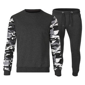 Conjunto Deportivo de Sudadera con Capucha y Pantalones Jogger con Estampado Camuflado, Marca Privada, Corte Regular para Hombre, con Cordón Ajustable, Dos Piezas - Product Image 4