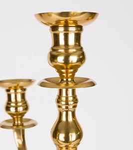 Candélabres décoratifs de mariage de qualité supérieure, design unique, grande taille, couleur or, à bon prix, provenant d'un fabricant indien. - Product Image 3