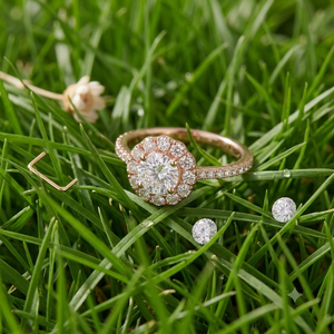 Bagues de fiançailles et de demande en mariage pour femme, en or massif 10K, serties pavé, avec halo de diamant de laboratoire, design de luxe tendance, cadeaux raffinés - Product Image 4