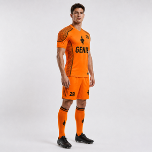Tenue de football de haute qualité, vêtements de football conçus avec un tissu polyester respirant pour les professionnels - Product Image 3