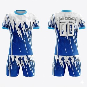 ชุดเสื้อฟุตบอลพิมพ์ลายฤดูร้อนปี 2026 แบบใหม่ ชุดยูนิเซ็กส์ แขนสั้น แห้งเร็ว ชุดฟุตบอลพร้อมโลโก้สั่งทำ ขายส่ง 100% - Product Image 1
