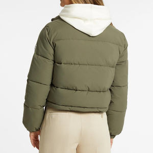 Veste courte matelassée pour femme en polyester recyclé respirant avec doublure en viscose, tissu écologique et durable, manteau d'hiver vert court - Product Image 6