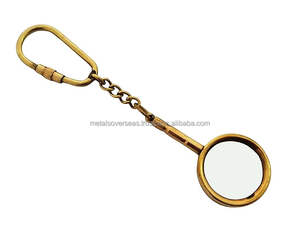 Llavero de lupa de latón con acabado antiguo Diseño de metal duradero a precio económico - Product Image 1