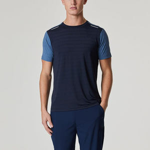 Conjunto de 2 Piezas de Verano 2026 para Hombre, Camiseta Personalizada y Pantalones Cortos con Estampado Reflectante, Manga Corta, Algodón Transpirable - Product Image 4