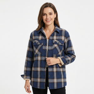 Veste bomber à carreaux pour homme avec doublure, col carré, logo discret sur le devant, manteau décontracté chaud pour l'hiver, coupe classique, manches longues - Product Image 4