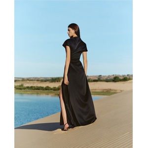 Robes pour femmes très vendues, robe décontractée AVA ASYMMETRICAL, support ODM, robes maxi élégantes à manches courtes pour femmes - Product Image 2