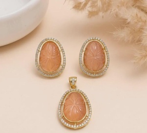 Conjunto de Pendientes y Colgante para Boda India, Piedra Tallada Naranja, Chapado en Oro Amarillo, Joyería Tradicional - Product Image 1