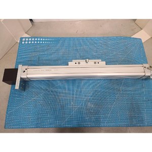Cylindre linéaire pneumatique sans tige Parker 50-2021/25X1506MMBM, utilisé comme pièce détachée pour équipement semi-conducteur Legacy - Product Image 1