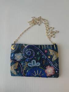 Sac à main élégant fait main avec des perles pour femmes, design multicolore, parfait pour offrir en cadeau et pour un usage quotidien - Product Image 2