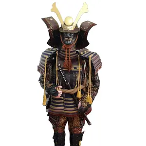 Artesanal japonesa samurai armadura para exibição como uma lembrança de artesanato