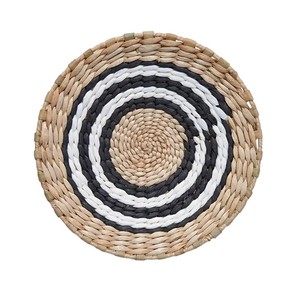 Cesta de pared hecha a mano, decoración ecológica, redonda, tejida, para colgar en la pared, estilo rústico, para sala de estar, plato decorativo y colgante - Product Image 1