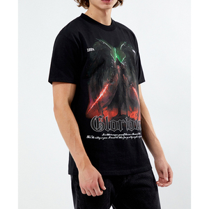 เสื้อยืดคอกลมแขนสั้นสีดำสำหรับผู้ชาย ทรงปกติ สวมใส่สบาย สีพื้น ผ้าฝ้ายเจอร์ซีย์ถัก 100% ย้อมสีเรียบ - Product Image 3