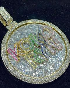 Pendentif rond personnalisé de luxe serti de pierres, avec lettrage arc-en-ciel, en moissanite VVS, bijoux hip-hop plaqué argent pour soirée - Product Image 2