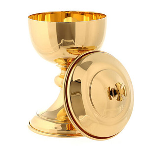 Ciboire en laiton antique, laiton poli, ciboire traditionnel en laiton, usage liturgique classique pour la prière eucharistique - Product Image 3