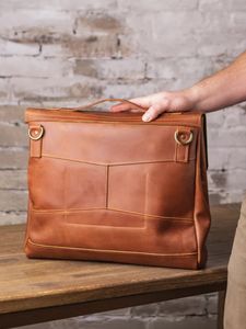 Modern Design <b>Leather</b> Laptop Bags With Shoulder Straps OEM ODM Customizable Nice Quality <b>Leather</b> Handbags For Business Gift Use - Product Image 2
