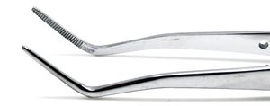 Pince chirurgicale angulaire dentée en acier inoxydable avec poignée moletée, instrument manuel réutilisable pour usage dentaire, haute qualité, certifiée CE - Product Image 2