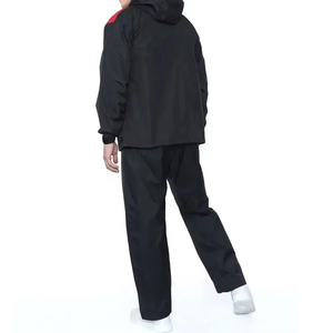 Production de vestes coupe-vent à marque privée avec une construction légère et respirante, personnalisation de la marque pour les distributeurs de vêtements de sport - Product Image 4