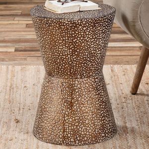 โต๊ะข้างทรงกลมโลหะตีลายสไตล์โมเดิร์น Uttermost Cutler พร้อมการตกแต่งสีทองโบราณ - Product Image 5