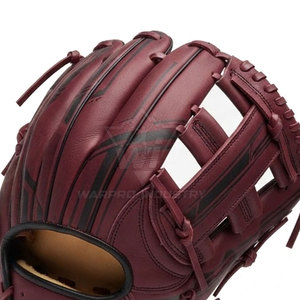 Gants de baseball personnalisés en cuir de qualité supérieure, mitaines professionnelles pour le poste intérieur, équipement d'entraînement durable et flexible - Product Image 5