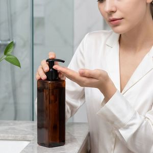 Square PET Plastic 500ml Amber Lotion <b>Pump</b> <b>Bottle</b> for Shampoo Body Wash Packaging, Custom Logo OEM ODM, Vietnam Factory - Product Image 3