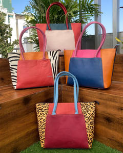 ODM/OEM nouvelle conception usine de sacs à bandoulière en cuir recyclé imprimé animal vente en gros de sacs à main pour femmes fournisseur en cuir coloré personnalisé - Product Image 4