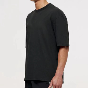 T-shirts tricotés surdimensionnés pour hommes en gros, logo personnalisé, 100 % coton, séchage rapide, respirant, épaules tombantes, imprimé, streetwear de luxe - Product Image 2