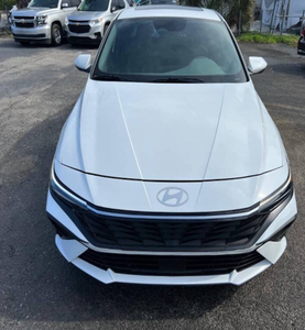 Hyundai Elantra SEL Usado 2023 - Product Image 3