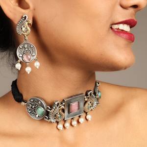 Conjunto de Joyería Étnica Bohemia Vintage de Dos Tonos en Latón con Acabado Antiguo, Collar y Aretes para Mujer, Regalo para Bodas y Fiestas - Product Image 2