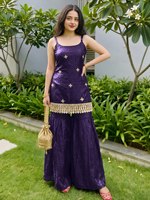 Ensemble de sari Anarkali en soie Fendy brodé violet de qualité supérieure, séchage rapide, bordure miroir, coupe classique, robe et dupatta pour mariage, Diwali, fête