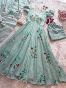 Traje Anarkali Floral de Georgette para Mujer, Estilo Tradicional Indio y Pakistaní, para Bodas o Playa, Largo hasta el Suelo, Completamente Cosido, Kurta, Pantalón y Dupatta - Product Image 2