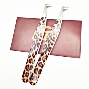 Pinzas Profesionales para Extensión de Pestañas, Acero Inoxidable, Volumen de Pestañas, 90 Grados, OEM, Pinzas con Estampado de Guepardo - Product Image 1