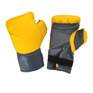 Gants de boxe personnalisés pour enfants, avec logo et design simple, en cuir de qualité supérieure, fabriqués avec les meilleurs matériaux, à lacets. - Product Image 1
