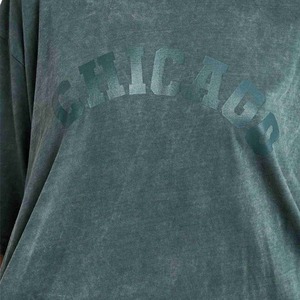 เสื้อยืดคอกลมแขนสั้นทรงปกติสำหรับผู้ชาย สีดำ ผ้าฝ้ายเจอร์ซีย์ 100% ระบายอากาศได้ดี น้ำหนัก 220 กรัม สไตล์สตรีท แต่งขอบสีแดง/ขาว พร้อมหมายเลข - Product Image 6