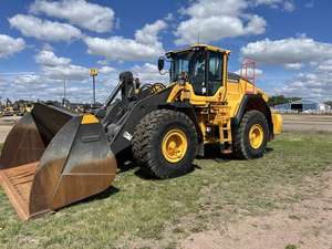 รถตักล้อยาง Volvo L180H มือสอง ปี 2014 รับน้ำหนักได้ 300 ตัน พร้อมเครื่องยนต์ เกียร์ และปั๊ม - Product Image 5