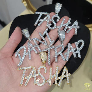 จี้เพชรโมอิสซาไนต์สุดหรูรูปตัวอักษร "TASHA" พร้อมสร้อยคิวบันแบบเต็มเม็ดประดับเพชร สไตล์ฮิปฮอป - Product Image 4