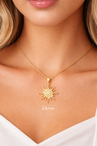 Collier Pendentif Soleil en Argent Sterling avec Zircon Cubique, Bijou Céleste, Cadeau pour Elle - Product Image 3
