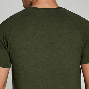 T-shirt de sport athlétique pour homme, personnalisé, haute qualité, coupe ajustée, respirant, coton/polyester, coupe longue, très vendu - Product Image 5