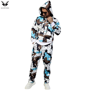 Conjunto de Sudadera con Capucha y Pantalones Deportivos Personalizados, Modernos, de Alta Demanda, Duraderos, con Estampado Urbano y Cierre de Cremallera, para Hombre - Product Image 5