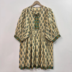 เดรสผ้าฝ้ายทอลายสไตล์ลำลองสำหรับผู้หญิง แขนสั้น เอวทรงเอ็มไพร์ ทรงเบบี้ดอลล์ คอวีทรงโอเวอร์ไซส์ ทรงหลวม สไตล์รัฐราชสถาน - Product Image 4