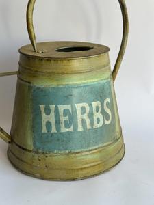 Regadera de metal rústica ideal para regar plantas de interior, suculentas, hierbas y floreros para flores frescas y artificiales - Product Image 6