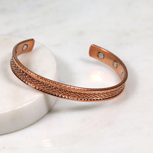 Bracelet de thérapie magnétique en cuivre pur - Jonc ouvert réglable pour soulager les douleurs arthritiques, bijou de bien-être et de guérison - Product Image 1