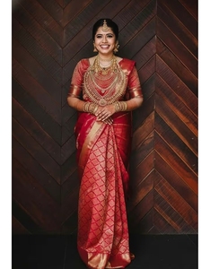 KV <b>Red</b> Designer Banarasi Silk Kanjivaram <b>Saree</b> With Unstitched Blouse - Product Image 6