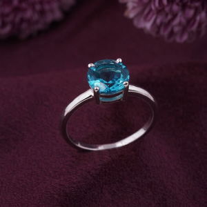 Bague solitaire en argent sterling 925 plaqué or 14 carats, sertie à griffes de 8 mm, pierre précieuse topaze bleue, pierre de naissance de décembre, bijoux fins minimalistes - Product Image 1