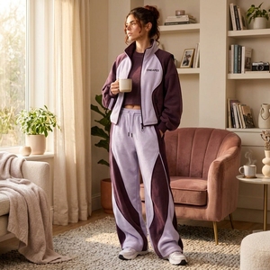 Ensemble de survêtement en polaire pour femme, couleur violette, veste zippée, pantalon de jogging à jambes larges, streetwear, vêtements de sport décontractés, vêtements personnalisés - Product Image 2