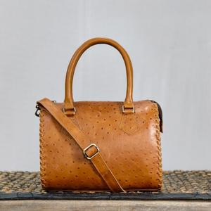 Bolso de Mano de Cuero de Lujo con Asa Superior y Cierre de Cremallera, Diseño Duradero con Patrón de Avestruz Marrón - Product Image 2