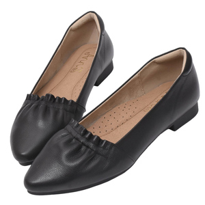 Chaussures plates Ann en cuir véritable noir à bout pointu, froncées, à talon bas, confortables pour le bureau et les occasions habillées - Product Image 1
