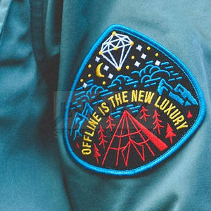 Parches de tela de lona tejida con logotipo personalizado, bordados de flores, con borde Merrow, con gancho, adhesivos, termoadhesivos, para coser, ¡los más vendidos! - Product Image 5